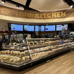 Island Gourmet Markets - Inside