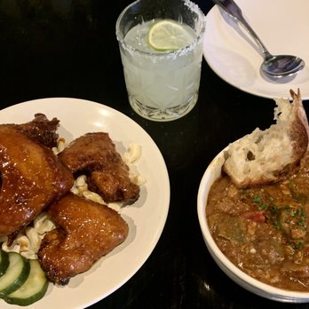 S/T Hooligan's - SPISEATTLE WINGS, Gangster Gumbo, champagne margarita - Cajun/Creole Near Me - Seattle, Washington