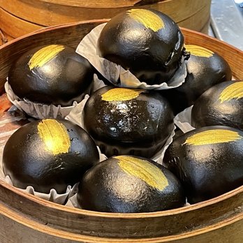 Daly Buffet - Sweet Egg Yolk Steam Bun. - Buffets Near Me - Daly City, California Daly Buffet - Sweet Egg Yolk Steam Bun. - Buffets Near Me - Daly City, California