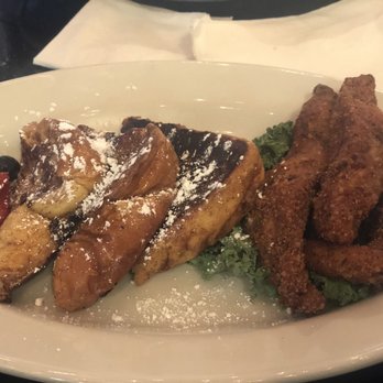 Halsey Bar And Grill - French toast and chicken - Cocktail Bars Near Me - Brooklyn, New York Halsey Bar And Grill - French toast and chicken - Cocktail Bars Near Me - Brooklyn, New York