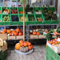 Feine Kost - Frische Obst und Gemüse wird von regionalen Produzenten bezogen