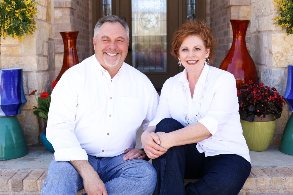 THE SALES TEAM REALTORS Updated September 2024 48 Photos 507 N