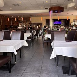 Restaurant seating