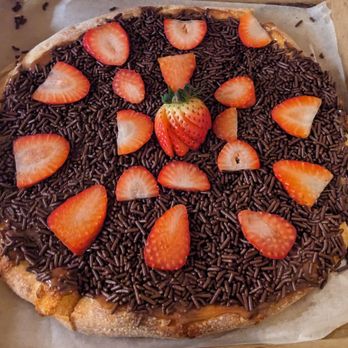 PieFection - Brigadeiro and strawberry - Pizza Near Me - Orlando, Florida PieFection - Brigadeiro and strawberry - Pizza Near Me - Orlando, Florida