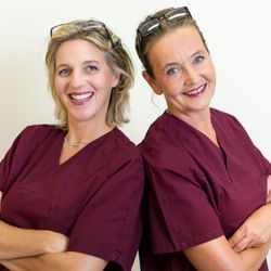 Zahnärztinnen Claudia Lorenz-Schütze & Susanne Rautenberg - Zahnärztinnen Claudia Lorenz-Schütze (rechts) & Susanne Rautenberg (links) in Hamburg-Eimsbüttel