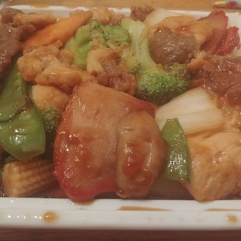Hong Am Chinese Kitchen - Sm. Happy family $6.75 - Chinese Near Me - Orange, New Jersey Hong Am Chinese Kitchen - Sm. Happy family $6.75 - Chinese Near Me - Orange, New Jersey