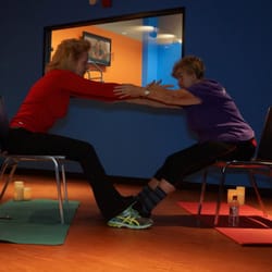 Everybodys Fitness Center - Chair Yoga