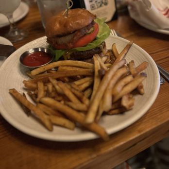 Repeal 33 - 8 oz Grass Fed Angus Burger - Bars Near Me - Savannah, Georgia