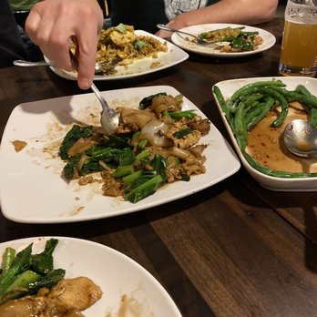 Thai Kitchen Bird Pepper - Garlic Green Beans, pineapple fried rice, phad-Phad See Iw - Thai Near Me - Bellevue, Washington Thai Kitchen Bird Pepper - Garlic Green Beans, pineapple fried rice, phad-Phad See Iw - Thai Near Me - Bellevue, Washington