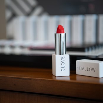 Yy Salon - Clove & Hallow Cosmetics. A mineral based "clean" line utilizing 15 ingredients or less. - Hair Salons Near Me - Richmond, Virginia