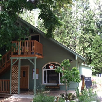 Trailhead Pizza - Pizza Near Me - Coffee Creek, California Trailhead Pizza - Pizza Near Me - Coffee Creek, California