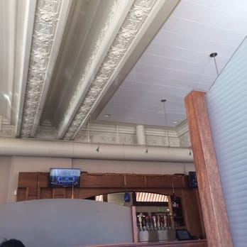 Pizza N Such - Original ceiling and lots beers on tap - Pizza Near Me - Claremont, California