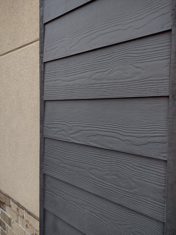 Slide of Universal Tech Service