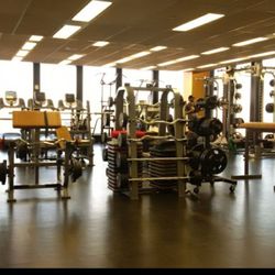 Toronto Athletic Club - View of the gym