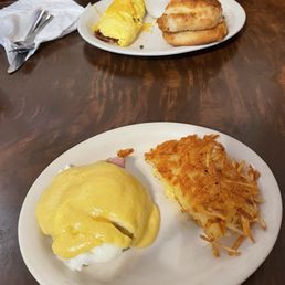 Eggs Benedict