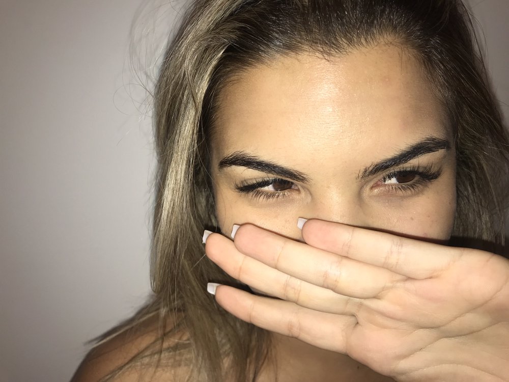 Lora Lash Eyelash Extensions Logo