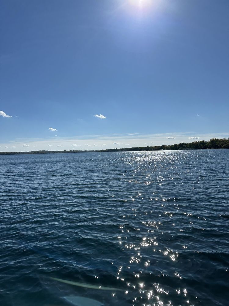 Pierless Boat Rentals Logo