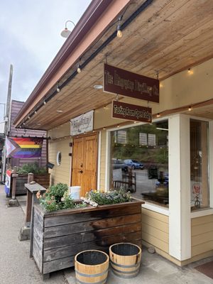 The Hardware Distillery by null