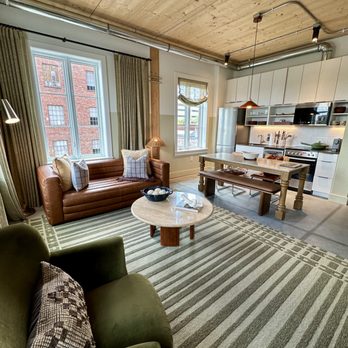 The Ann Savannah - Hotels Near Me - Savannah, Georgia