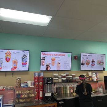 M&R Ice Cream 2 - Great selection and friendly staff - Ice Cream & Frozen Yogurt Near Me - Whitsett, North Carolina