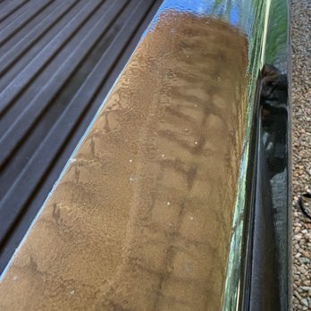 Oakmont Auto Sales - Bed rails clearly not sanded before paint - Used Car Dealers Near Me - Rancho Cordova, California