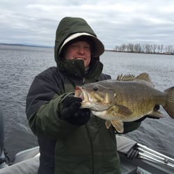 iFishLake Champlain Charters - Early season Smallmouth Basd