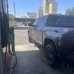 Pilot Flying J