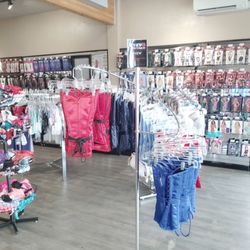 Eva's Boutique - New items arriving weekly