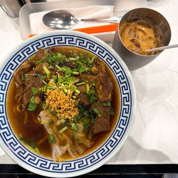 Chrisly Cafe - Hong Kong Style Cafe Near Me - Markham, Ontario