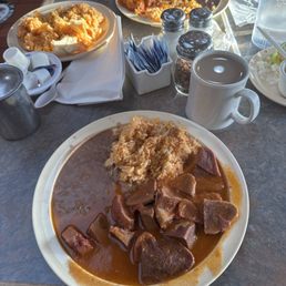 Lengua and costillas de puerco. Lengua and costillas de puerco.