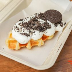 BingBing - Oreo Croffle : Crispy on the outside, soft inside. Topped with fluffy cream and Oreo crumbles for the perfect sweet treat.