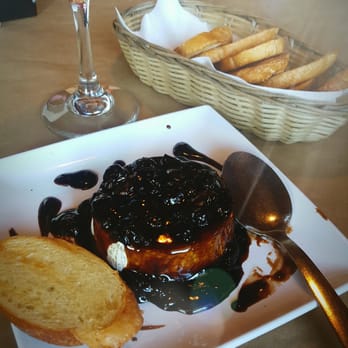 Sazon by Chef Rulis - Ruta 22 Malbec, Brie with balsamic cranberries and crostini - Pizza Near Me - El Paso, Texas Sazon by Chef Rulis - Ruta 22 Malbec, Brie with balsamic cranberries and crostini - Pizza Near Me - El Paso, Texas