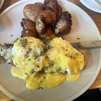 Sunny Side Breakfast - Crab Benedict, strong fishy smell. Not recommended. - Breakfast & Brunch Near Me - Sacramento, California Sunny Side Breakfast - Crab Benedict, strong fishy smell. Not recommended. - Breakfast & Brunch Near Me - Sacramento, California