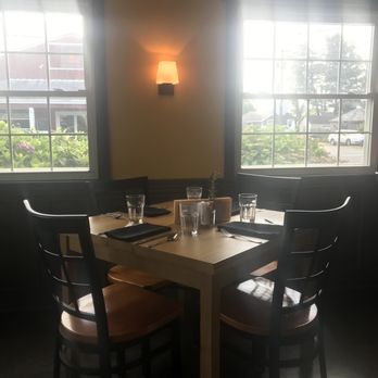 42nd Street Cafe & Bistro - Our table - very homey - New American Near Me - Seaview, Washington 42nd Street Cafe & Bistro - Our table - very homey - New American Near Me - Seaview, Washington