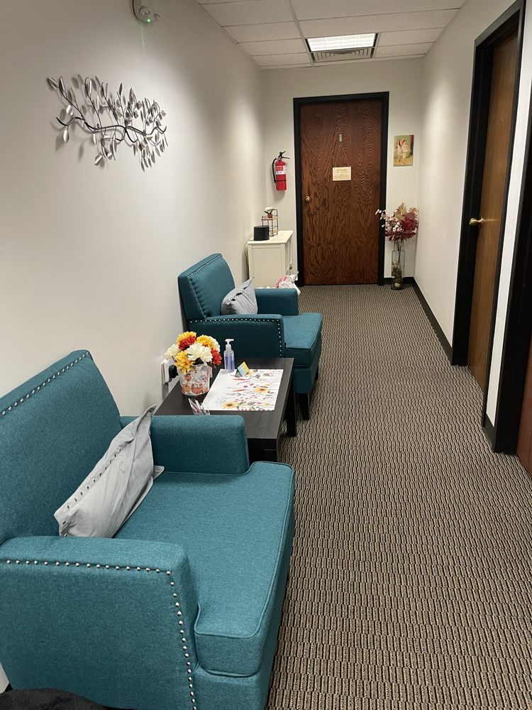 Shelly Overgaard LCSW - grief counselor in South Bend, IN