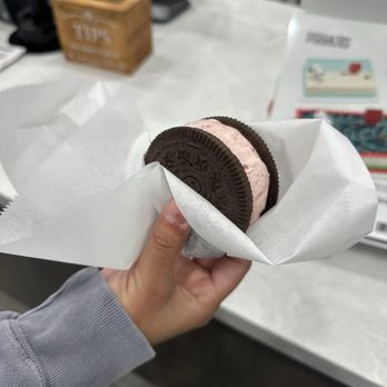 Baskin-Robbins - Strawberries Ice Cream Sandwich - Desserts Near Me - Grand Terrace, California Baskin-Robbins - Strawberries Ice Cream Sandwich - Desserts Near Me - Grand Terrace, California