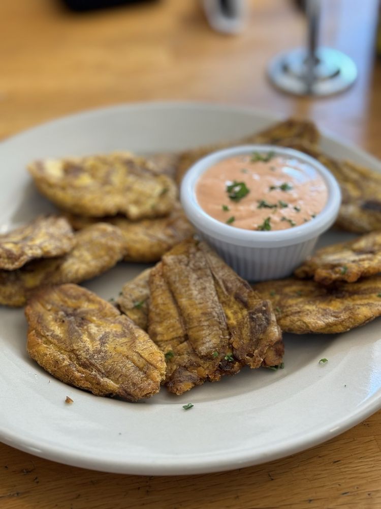 Food from La Fonda Latina