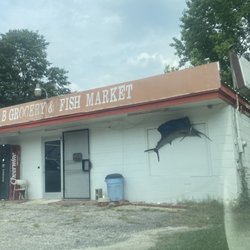 C & B Grocery & Fish Market
