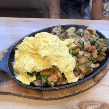 Griddlecakes - Skillet - New American Near Me - Las Vegas, Nevada