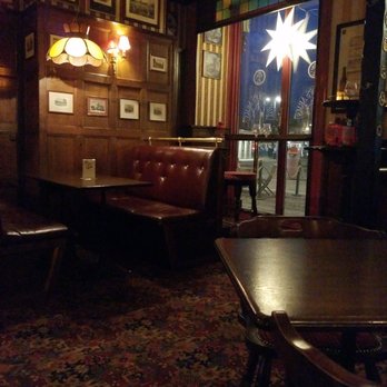 Bishops Arms Järntorget - Restaurants Near Me - Göteborg, O
