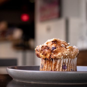 Table 33 - GF Blueberry Muffin - Breakfast & Brunch Near Me - Dayton, Ohio Table 33 - GF Blueberry Muffin - Breakfast & Brunch Near Me - Dayton, Ohio