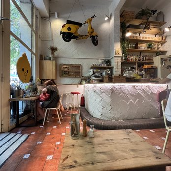 Billy Brunch - super cute place! i was seated right at the entrance on a cute couch for being solo~ - Breakfast & Brunch Near Me - Barcelona, B Billy Brunch - super cute place! i was seated right at the entrance on a cute couch for being solo~ - Breakfast & Brunch Near Me - Barcelona, B