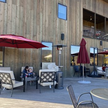 Muse Vineyards - Wine Tasting Room Near Me - Woodstock, Virginia