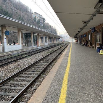Stazione Como San Giovanni - Train Stations Near Me - Como, Colorado