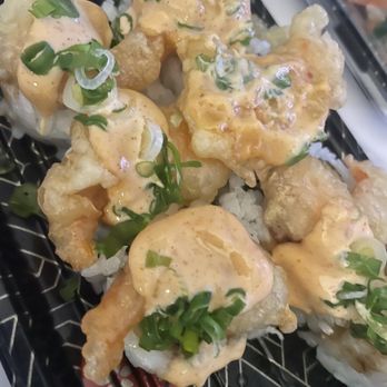 SushiStop Studio City - (f042) Popcorn Shrimp Roll - Sushi Bars Near Me - Los Angeles, California
