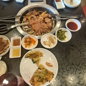 Sik Do Rak - The spread - Korean Near Me - Honolulu, Hawaii