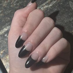 Hollywood Nails & Spa