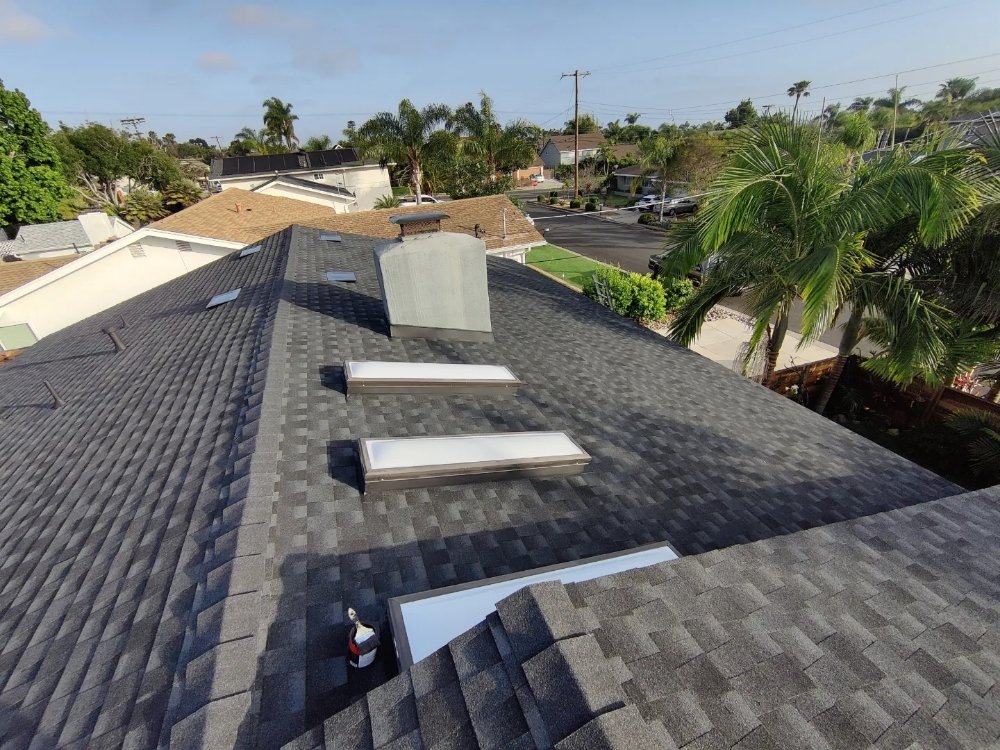 Slide of Sustaita Roofing