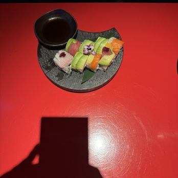 Haii Keii - Rainbow roll - Sushi Bars Near Me - Houston, Texas