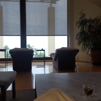 Nā Ho'ōla Spa - Lounging prior to massage - Day Spas Near Me - Honolulu, Hawaii